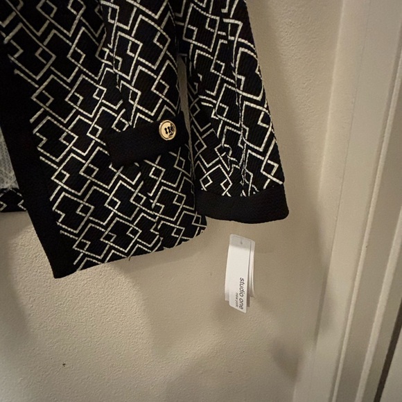 Studio One NY Cardigan - Picture 3 of 4